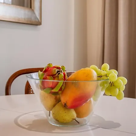 Colombo Square, A In Madeira Apartment *