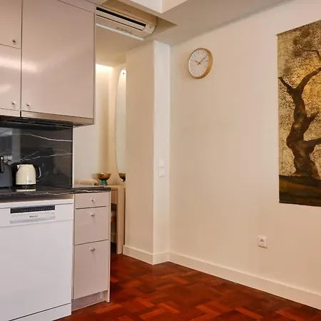 Colombo Square, A In Madeira * Funchal (Madeira)