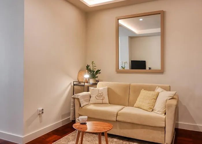 Colombo Square, A In Madeira Daire