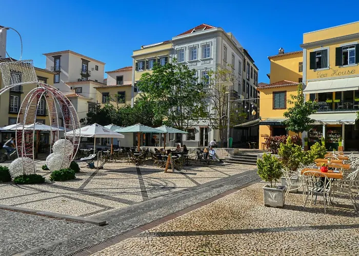 Colombo Square, A In Madeira Daire *