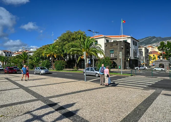 Colombo Square, A In Madeira Daire Funchal