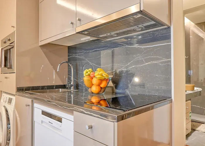 Colombo Square, A In Madeira Daire Funchal