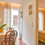 Colombo Square, A In Madeira Apartment *