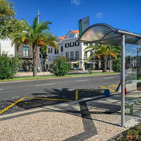 Colombo Square, A In Madeira Apartment